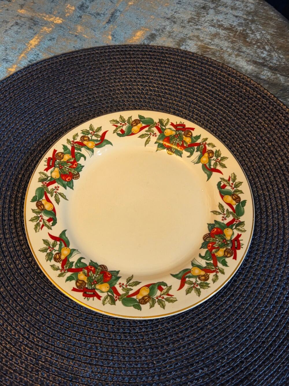 Christmas Bounty ceramic plate by AMC China